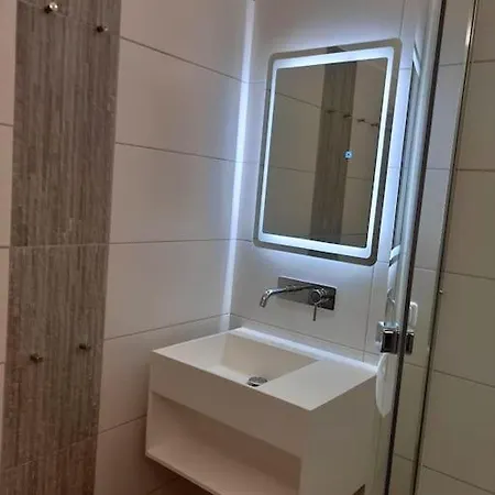 Sagenstube Im Panoramic Hohegeiss 16 Etage Fahrstuhl Hoch Hinaus Im Harz Apartment *