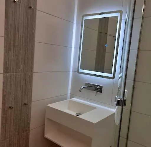 Sagenstube Im Panoramic Hohegeiss 16 Etage Fahrstuhl Hoch Hinaus Im Harz Daire *